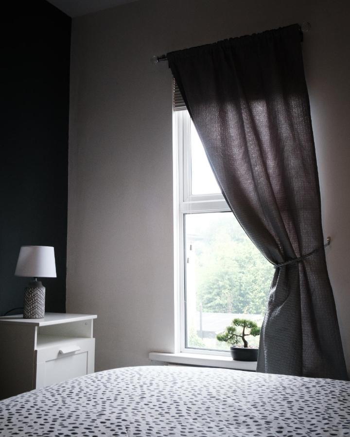 Gorgeous 3 Bedroom Victorian Townhouse Lisburn Exterior photo